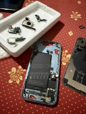Apple iPhone 13 Parts
