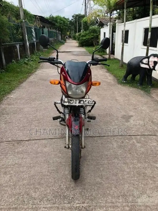 Bajaj Caliber 115 2005