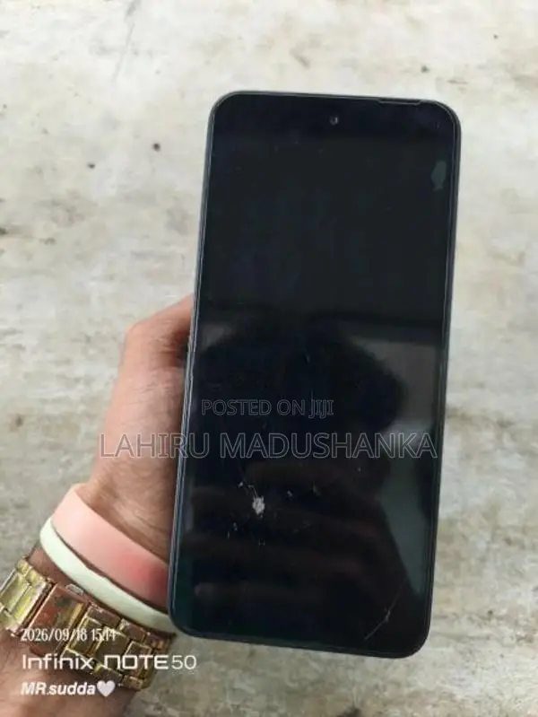 Apple iPhone 11 Infinix (Used)