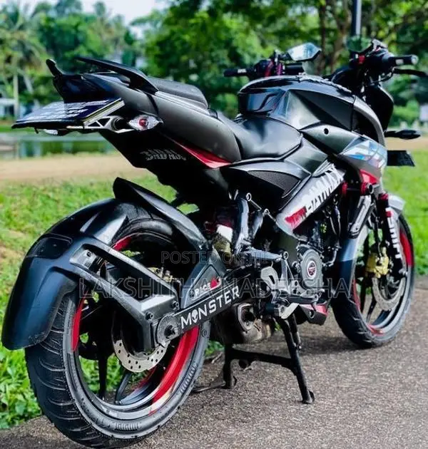 Bajaj Pulsar NS200 2018