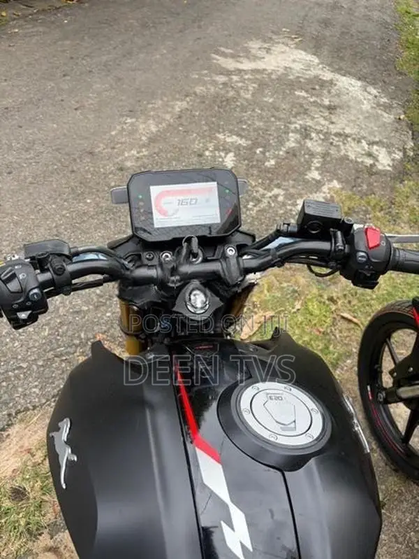 TVS Apache RTR 160 2026