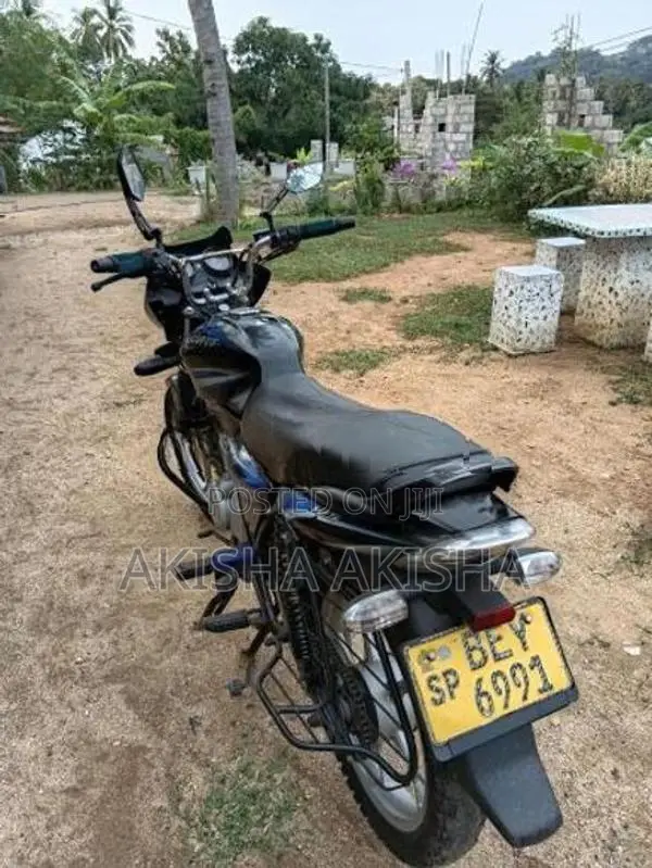 Bajaj Discover 125 2016