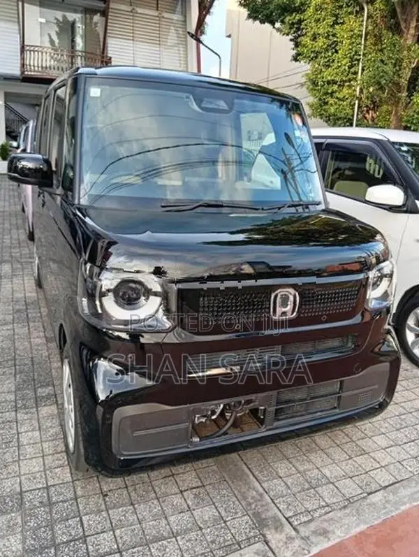 Honda N-Box G 2025