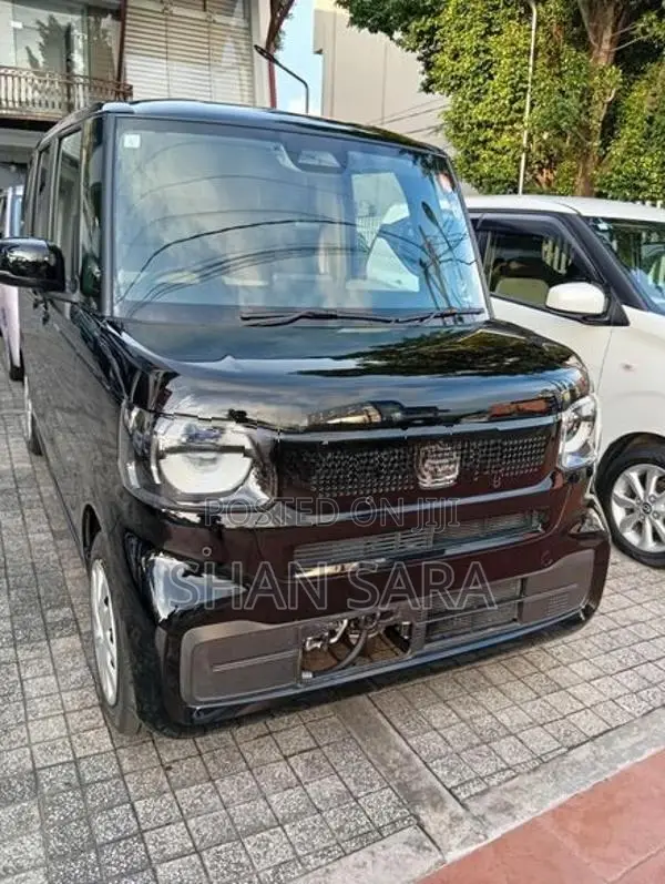 Honda N-Box G 2025