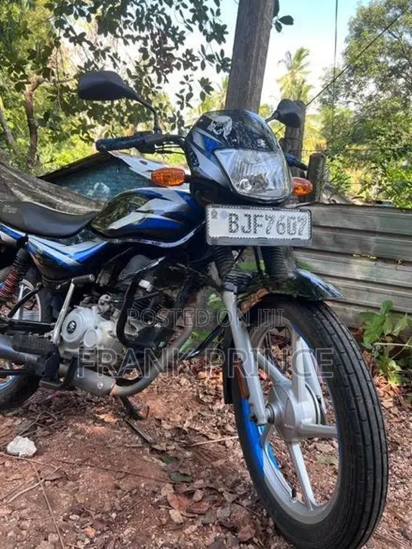Bajaj CT100 2023
