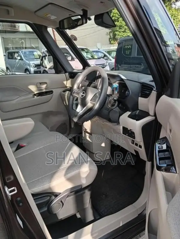 Nissan Roox X 2024