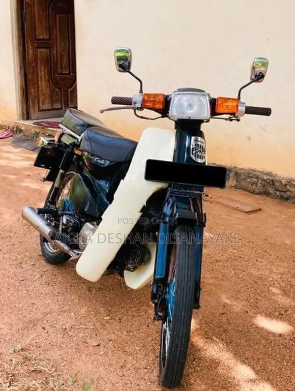 Honda Super Cub 90 Custom 1986