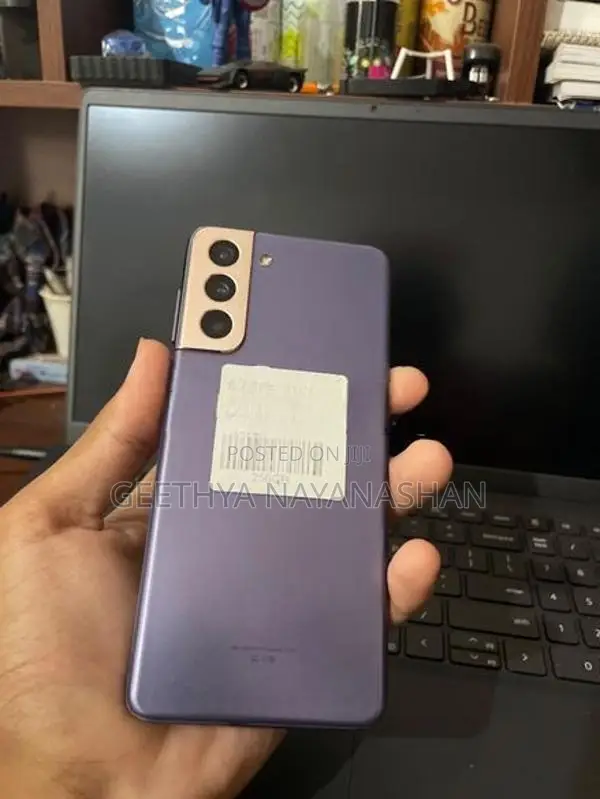 Samsung Galaxy S21 (Used)