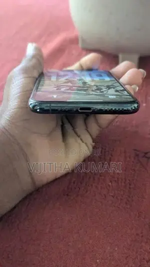 Apple iPhone 11 Pro (Used)