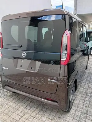 Nissan Roox x 2024
