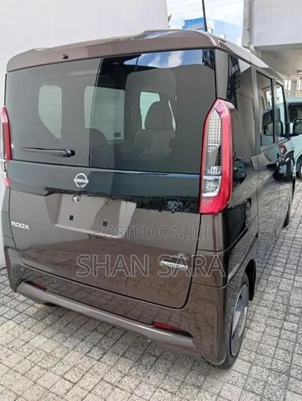 Nissan Roox x 2024
