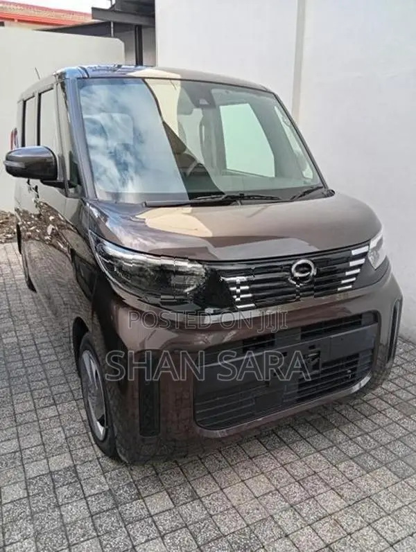 Nissan Roox x 2024