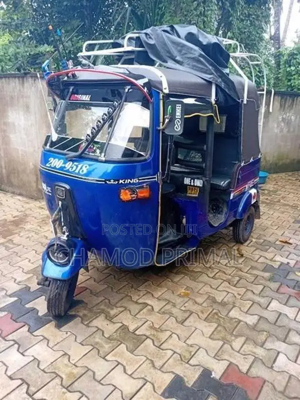 Bajaj RE 1995