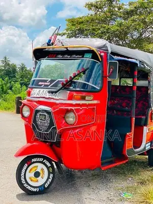 Bajaj RE 2014