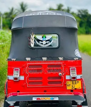 Bajaj RE 2014