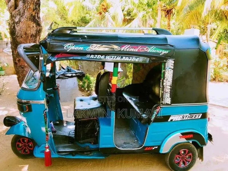 Bajaj RE Three Wheeler 1998