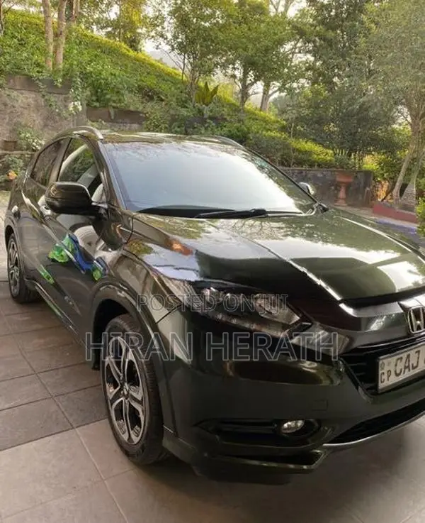 Honda Vezel 2015