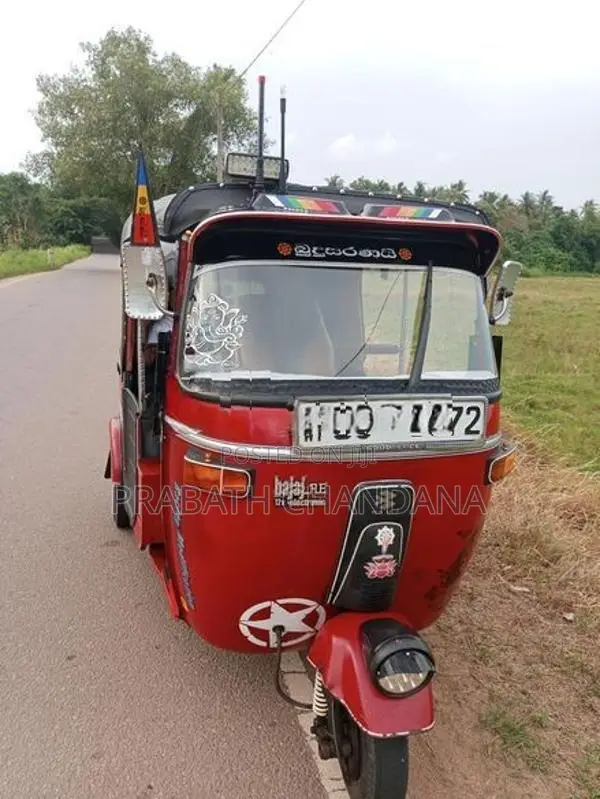 Bajaj RE 2004