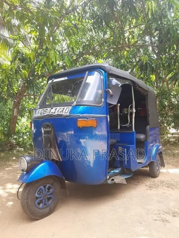 Bajaj RE 2006
