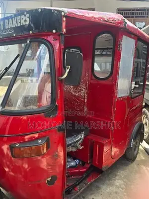 Bajaj RE 2006