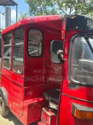 Bajaj RE 2006