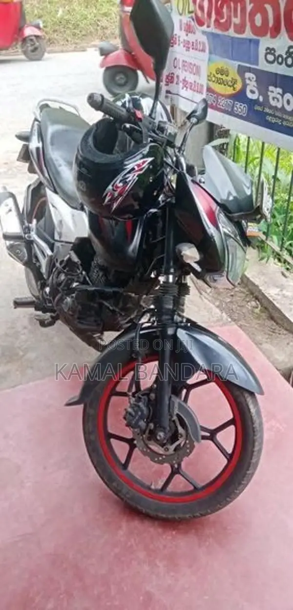Bajaj Discover 125 2012
