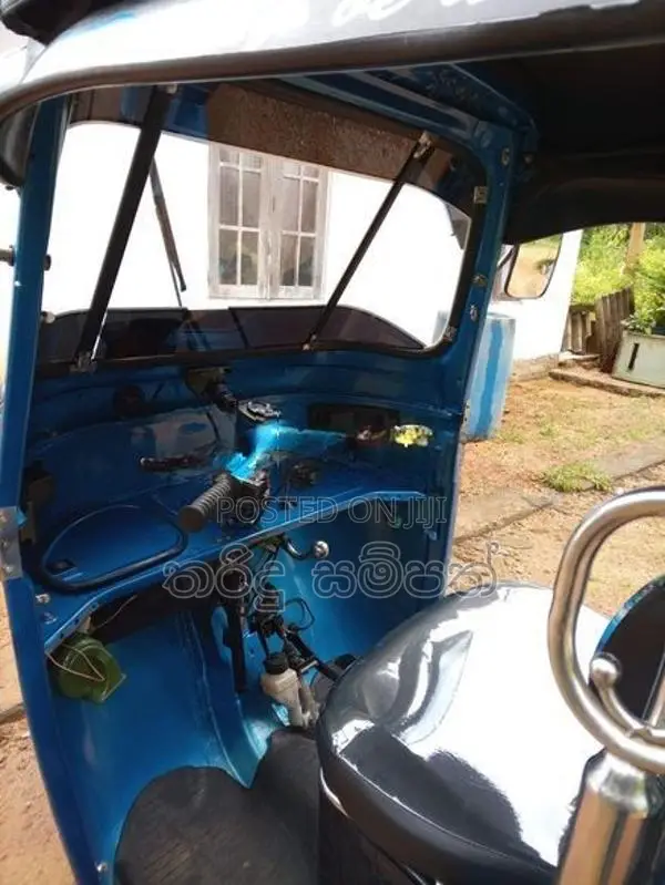 Bajaj RE 2007