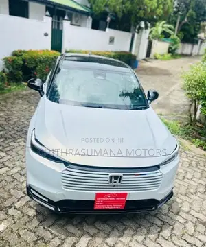 Honda Vezel Z Play with MoonRoof 2025