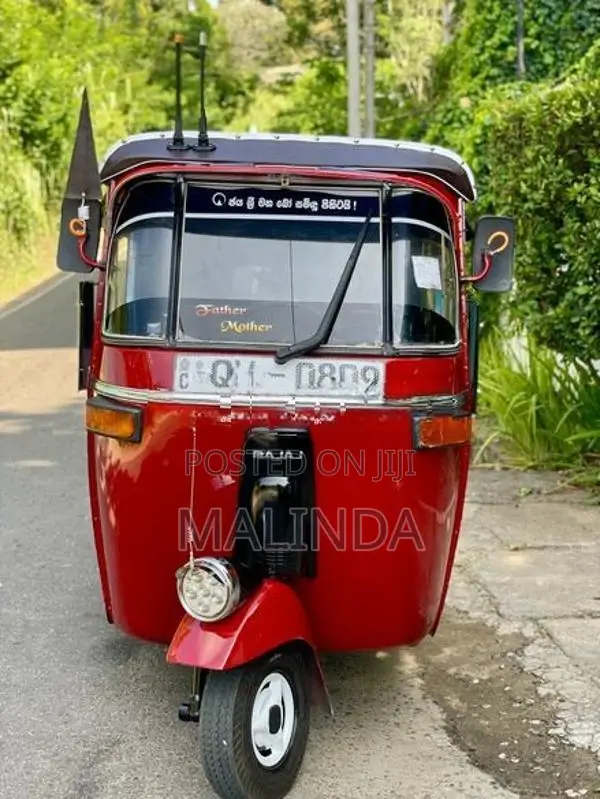 Bajaj RE 2009