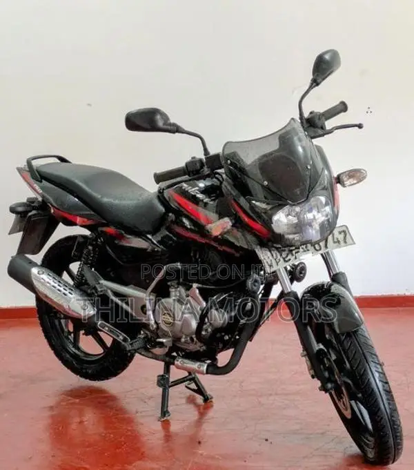 Bajaj Pulsar 150 2017
