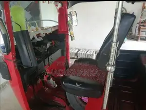 Bajaj RE 2014