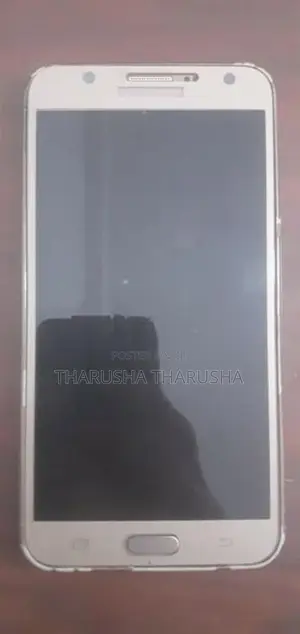 Samsung Galaxy J7 (Used)