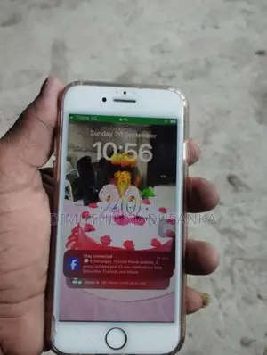 Apple iPhone 8 (Used)