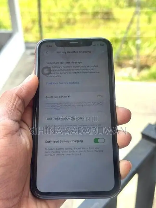 Apple iPhone 11 (Used)