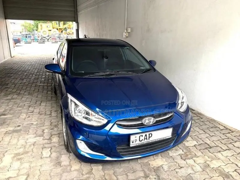 Hyundai Accent -GLS 2016