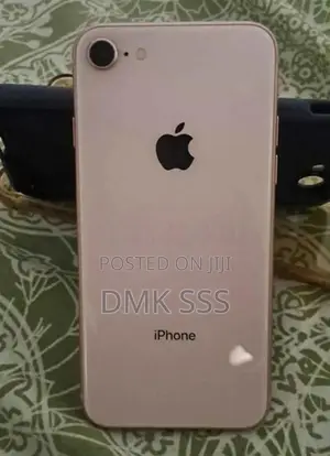 Apple iPhone 8 (Used)