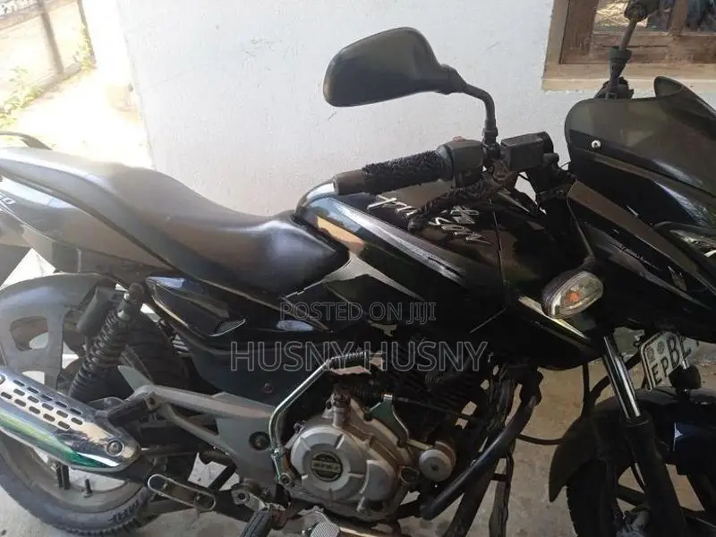 Bajaj Pulsar 150 2016