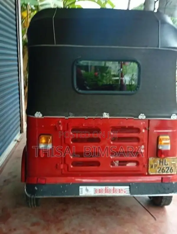 Bajaj RE 2003