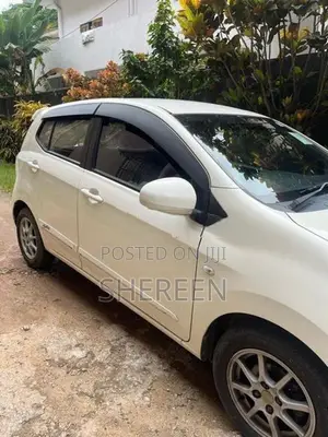 Perodua Axia 2016