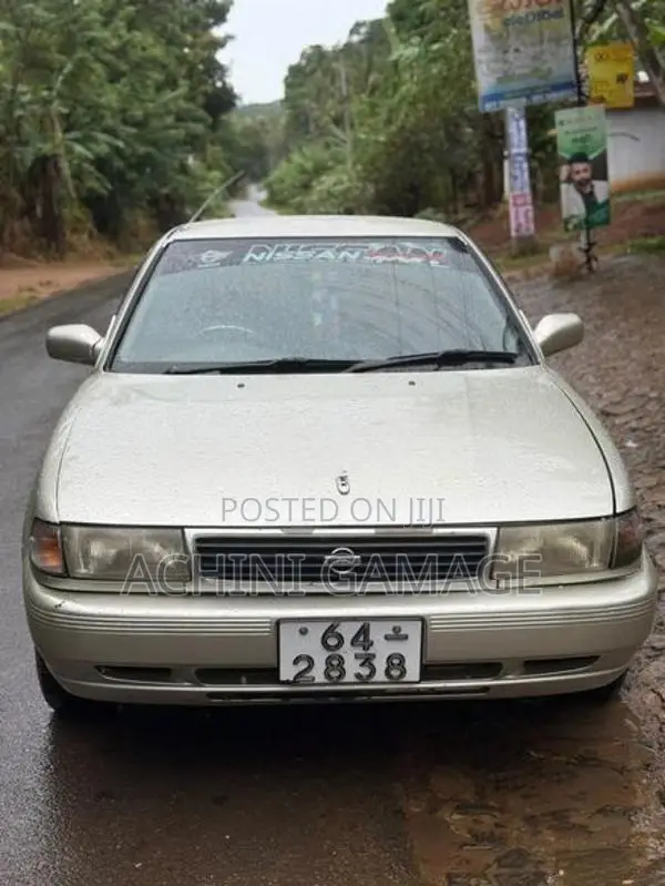 Nissan Sunny 1992
