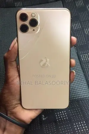 Apple iPhone 11 Pro Max (Used)