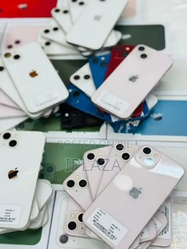 Apple iPhone 13 256GB (Used)