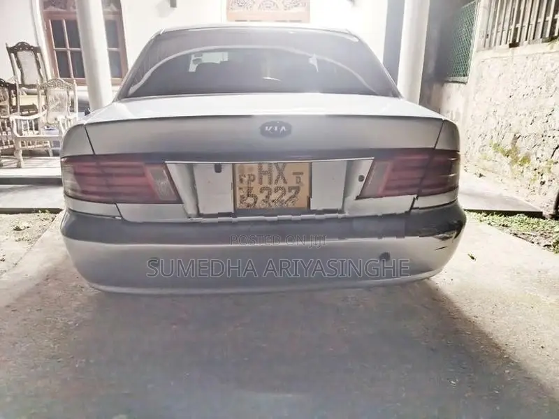 Kia Optima 2001