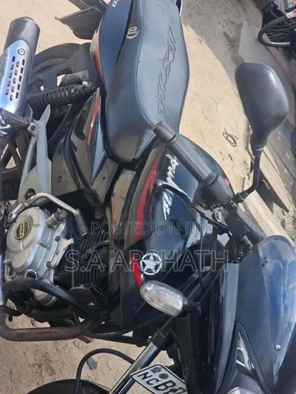 Bajaj Pulsar 150 2016