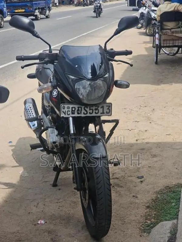 Bajaj Pulsar 150 2016
