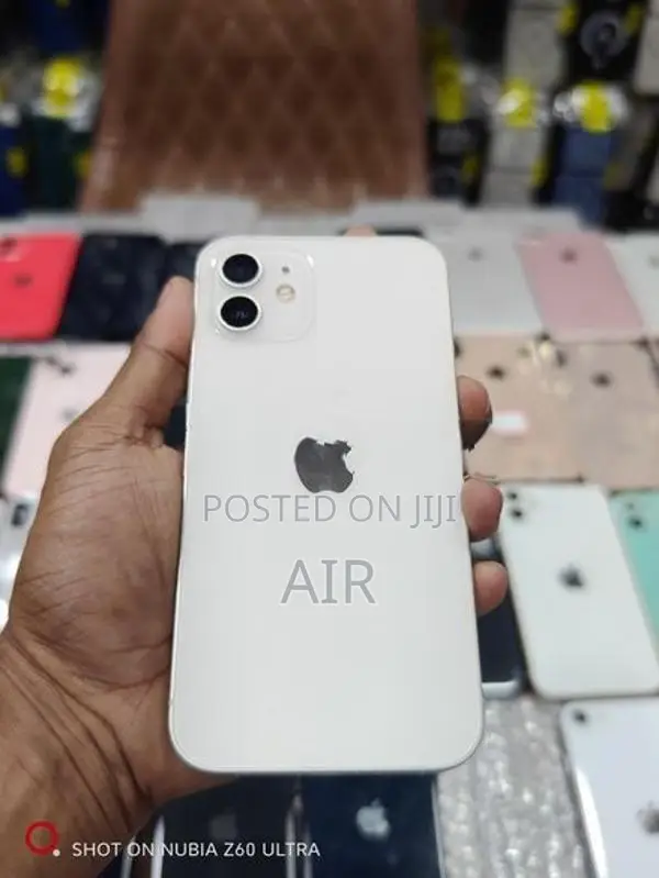 Apple iPhone 12 (Refurbished)