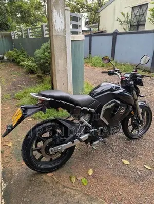 Revolt RV400 BRZ 2025