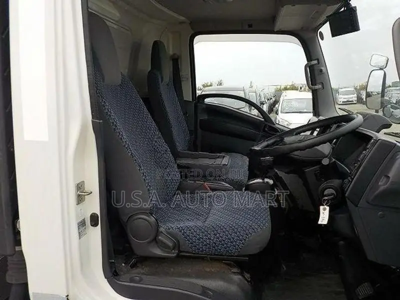 Isuzu Elf 17FT Freezer truck 2021