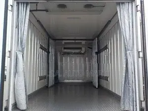 Isuzu Elf 17FT Freezer truck 2021