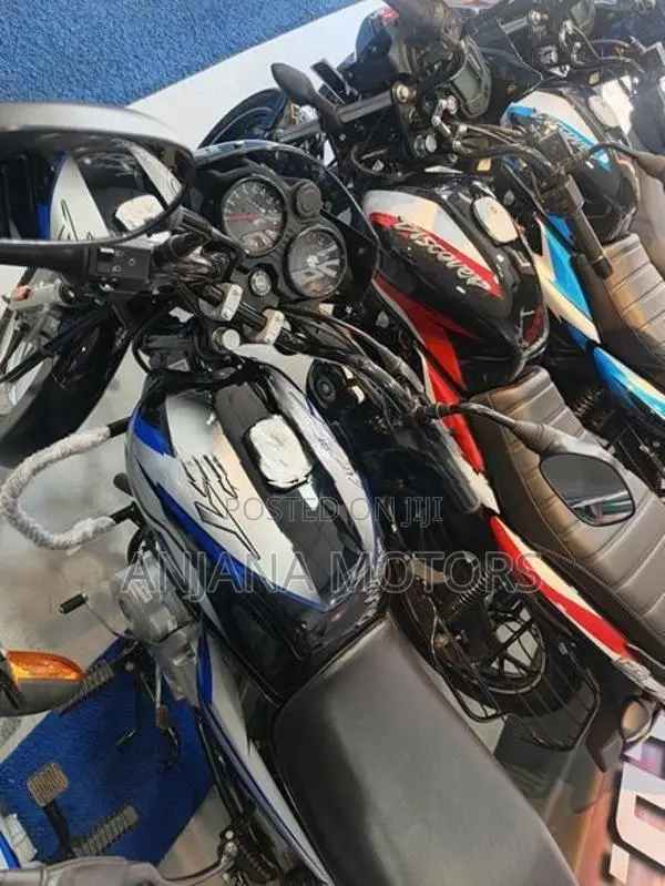 Bajaj CT100 2026